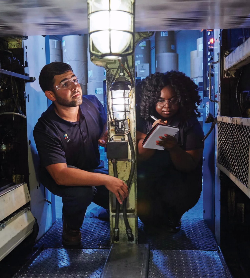 qg-trainees-19jul2017-je40496-edited_Medium